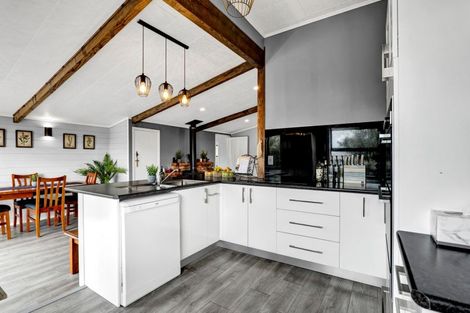 Photo of property in 121 Warwick Road, Stratford, 4391