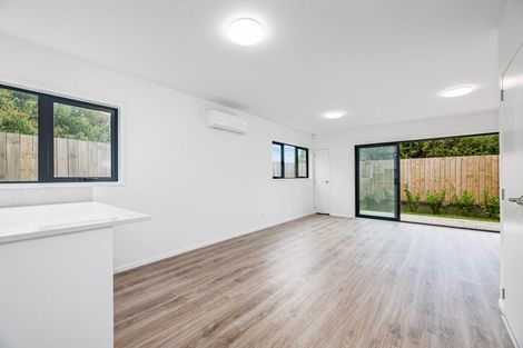 Photo of property in 43b/4 Waimumu Road, Massey, Auckland, 0614