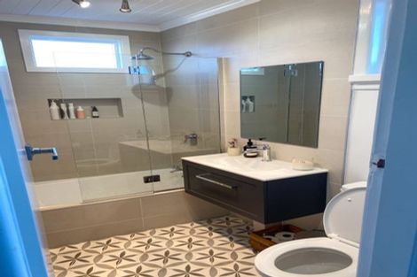 Photo of property in 1/49 Verran Road, Birkenhead, Auckland, 0626
