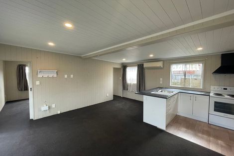 Photo of property in 2 Caserta Place, Clover Park, Auckland, 2023