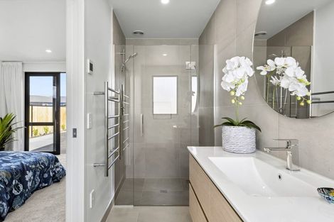 Photo of property in 14 Moonstone Street, Albert Town, 9305