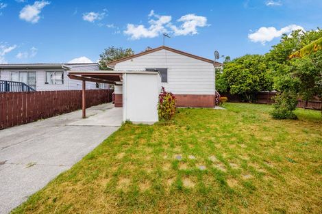 Photo of property in 2/60 Moncrieff Avenue, Clendon Park, Auckland, 2103