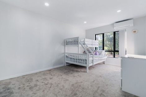 Photo of property in 1 Kohuora Lane, Papatoetoe, Auckland, 2025