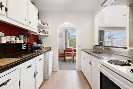 Photo of property in 30 Jupiter Street, Rosehill, Papakura, 2113