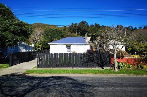 Photo of property in 41 Cleland Crescent, Naenae, Lower Hutt, 5011