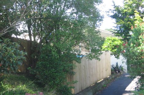 Photo of property in 184 Hutchinson Avenue, New Lynn, Auckland, 0600