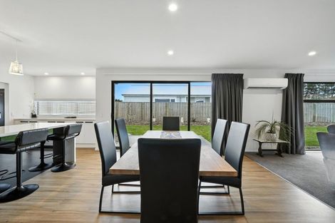 Photo of property in 29 Plover Avenue, Amberley, 7410