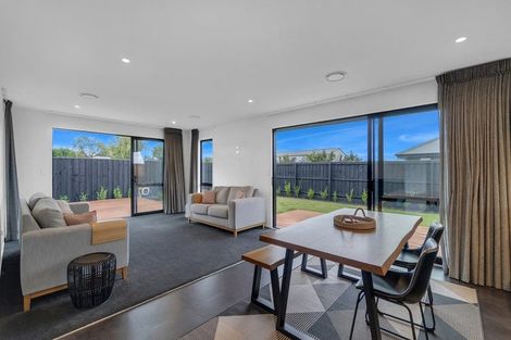 Photo of property in 177 Townsend Road, Rangiora, 7400
