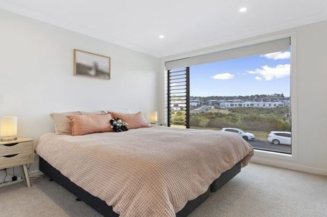 Photo of property in 49 Koura Drive, Red Beach, 0932