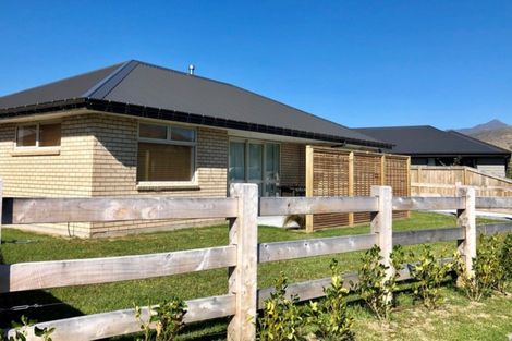 Photo of property in 32 Cheltenham Road, Lower Shotover, Queenstown, 9304
