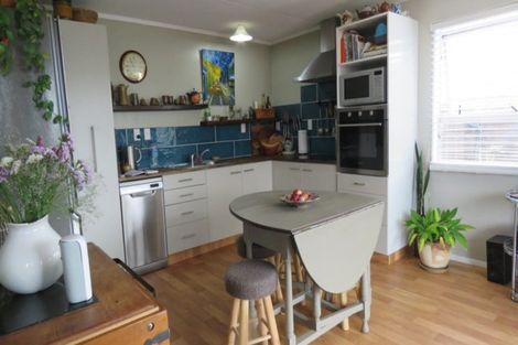 Photo of property in 53 Thomas Place, Foxton Beach, Foxton, 4815