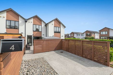 Photo of property in 4 Orca Drive, Stanmore Bay, Whangaparaoa, 0932