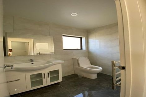 Photo of property in 49a Birdwood Avenue, Papatoetoe, Auckland, 2025