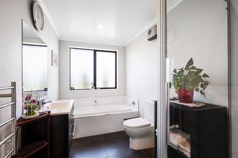 Photo of property in 106 Haymakers Crescent, Rolleston, 7614