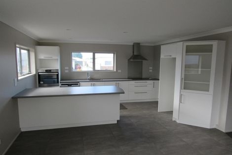 Photo of property in 15 Victoria Street, Hawera, 4610