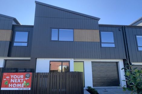 Photo of property in 18 Hema Road, Hobsonville, 0616