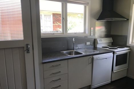 Photo of property in 14 Amberley Avenue, Te Atatu South, Auckland, 0610