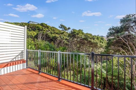 Photo of property in 49 Cleat Street, Whitby, Porirua, 5024