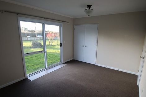 Photo of property in 20 Tariki Road, Tariki, Stratford, 4390