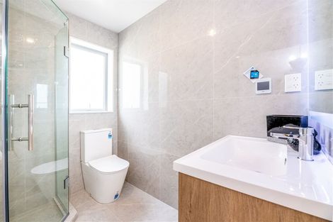 Photo of property in 2 Hea Road, Hobsonville, Auckland, 0616