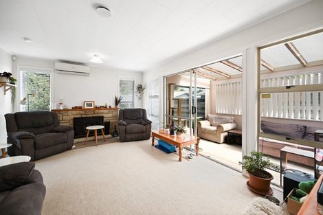 Photo of property in 73 Oakfield Crescent, Pukete, Hamilton, 3200