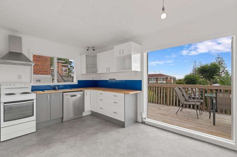 Photo of property in 24 Willerton Avenue, New Lynn, Auckland, 0600