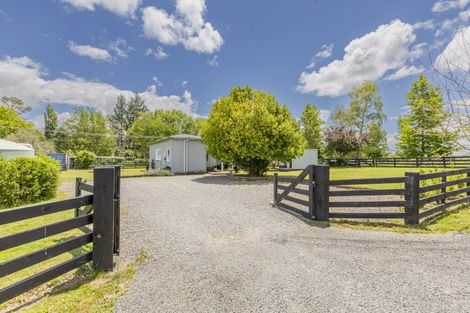 Photo of property in 15 Maharakeke Road, Waipukurau, 4281
