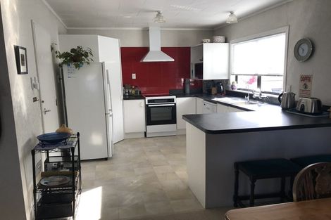 Photo of property in 2/41 Carnarvon Street, Gisborne, 4010