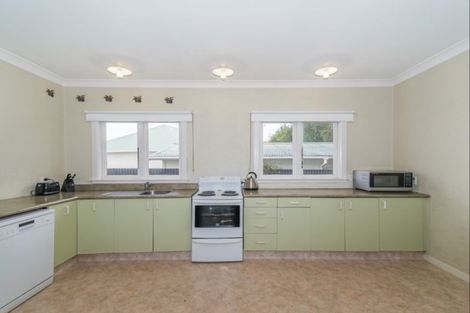 Photo of property in 20 Milson Line, Roslyn, Palmerston North, 4414