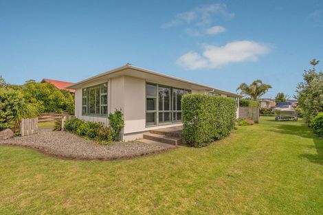 Photo of property in 25 Nicholas Avenue, Whitianga, 3510