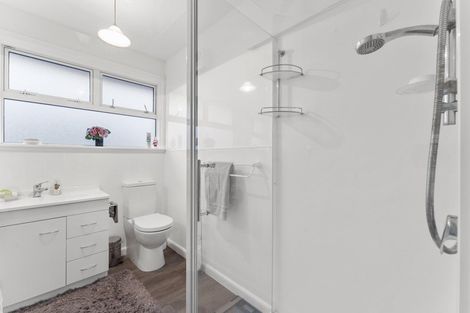 Photo of property in 17 Oriana Crescent, Hornby, Christchurch, 8042