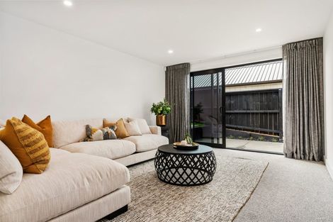 Photo of property in 9 Maurice Harding Avenue, Paerata, 2124