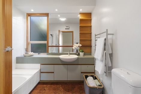 Photo of property in 20a Signal Hill Road, Opoho, Dunedin, 9010