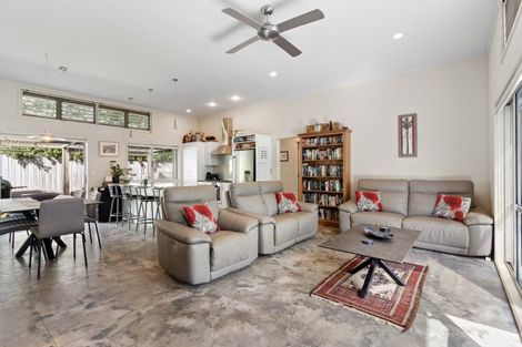 Photo of property in 157 Pauanui Boulevard, Pauanui, Hikuai, 3579