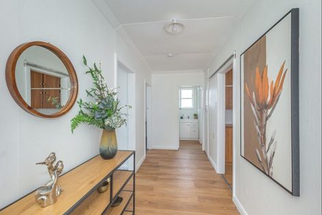 Photo of property in 59 Tiro Tiro Road, Levin, 5510