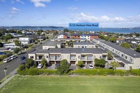 Photo of property in 5/15 Harbour View Road, Te Atatu Peninsula, Auckland, 0610