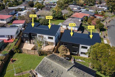 Photo of property in 8 Hobart Crescent, Wattle Downs, Auckland, 2103