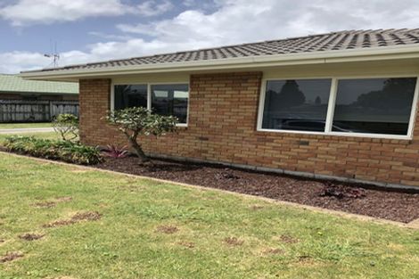 Photo of property in 39 Waiwherowhero Drive, St Andrews, Hamilton, 3200