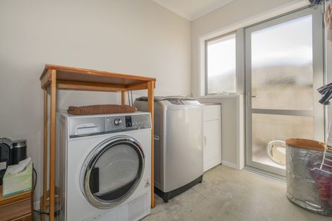 Photo of property in 2 Little George Place, Whitianga, 3510