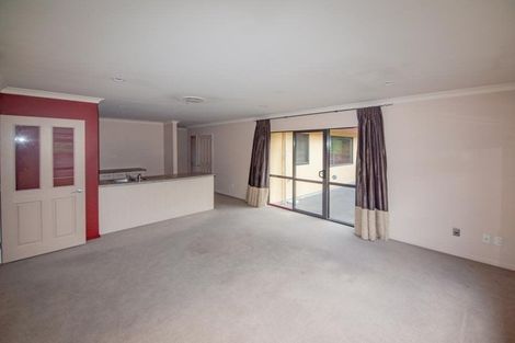 Photo of property in 35 Waverton Terrace, Churton Park, Wellington, 6037