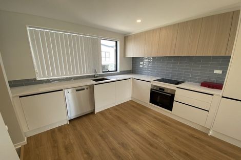 Photo of property in 35 Hinonga Loop, Silverdale, 0932