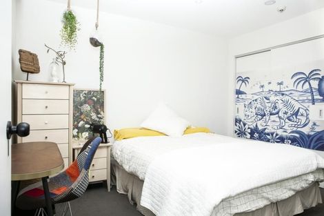 Photo of property in Nouvo Apartments, 21 Rugby Street, Mount Cook, Wellington, 6021