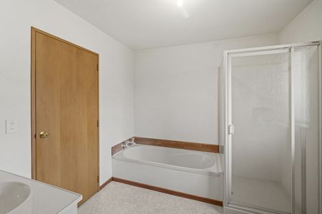 Photo of property in 9 Wittys Road, Avonhead, Christchurch, 8042