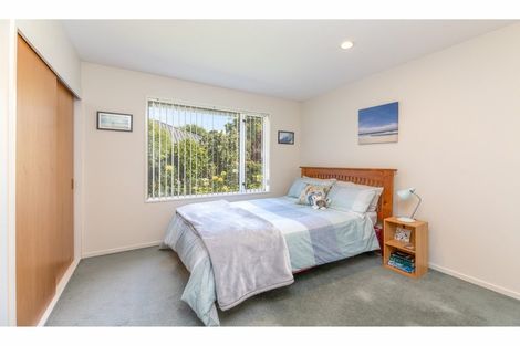 Photo of property in 16 Fuchsia Place, Halswell, Christchurch, 8025