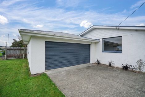 Photo of property in 64 Watt Road, Otatara, Invercargill, 9879
