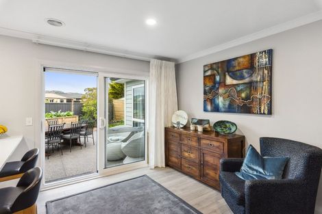 Photo of property in 155 Guildford Drive, Paraparaumu Beach, Paraparaumu, 5032