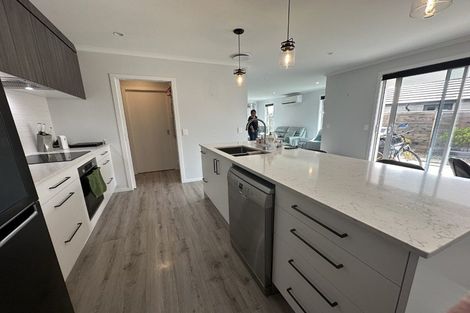 Photo of property in 30 Augusta Rise, Omokoroa, 3114