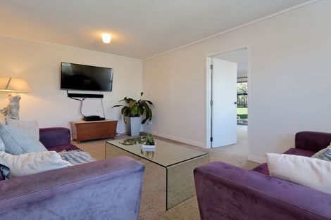 Photo of property in 2a/3 Bowers Road, Glen Eden, Auckland, 0602