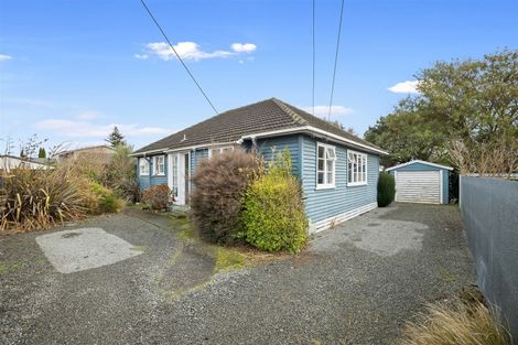 Photo of property in 13 Pitcairn Crescent, Bryndwr, Christchurch, 8053