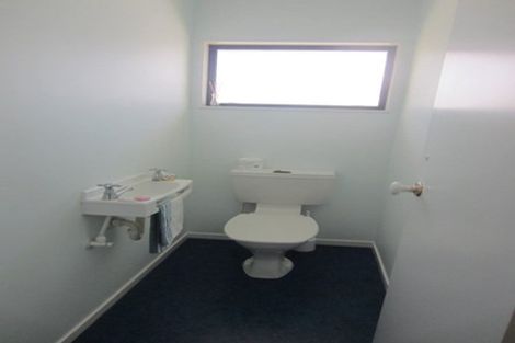 Photo of property in 99 Woodman Drive, Tawa, Wellington, 5028